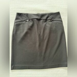 Laundry By Shelli Segal Black Pencil Skirt with Zip Details